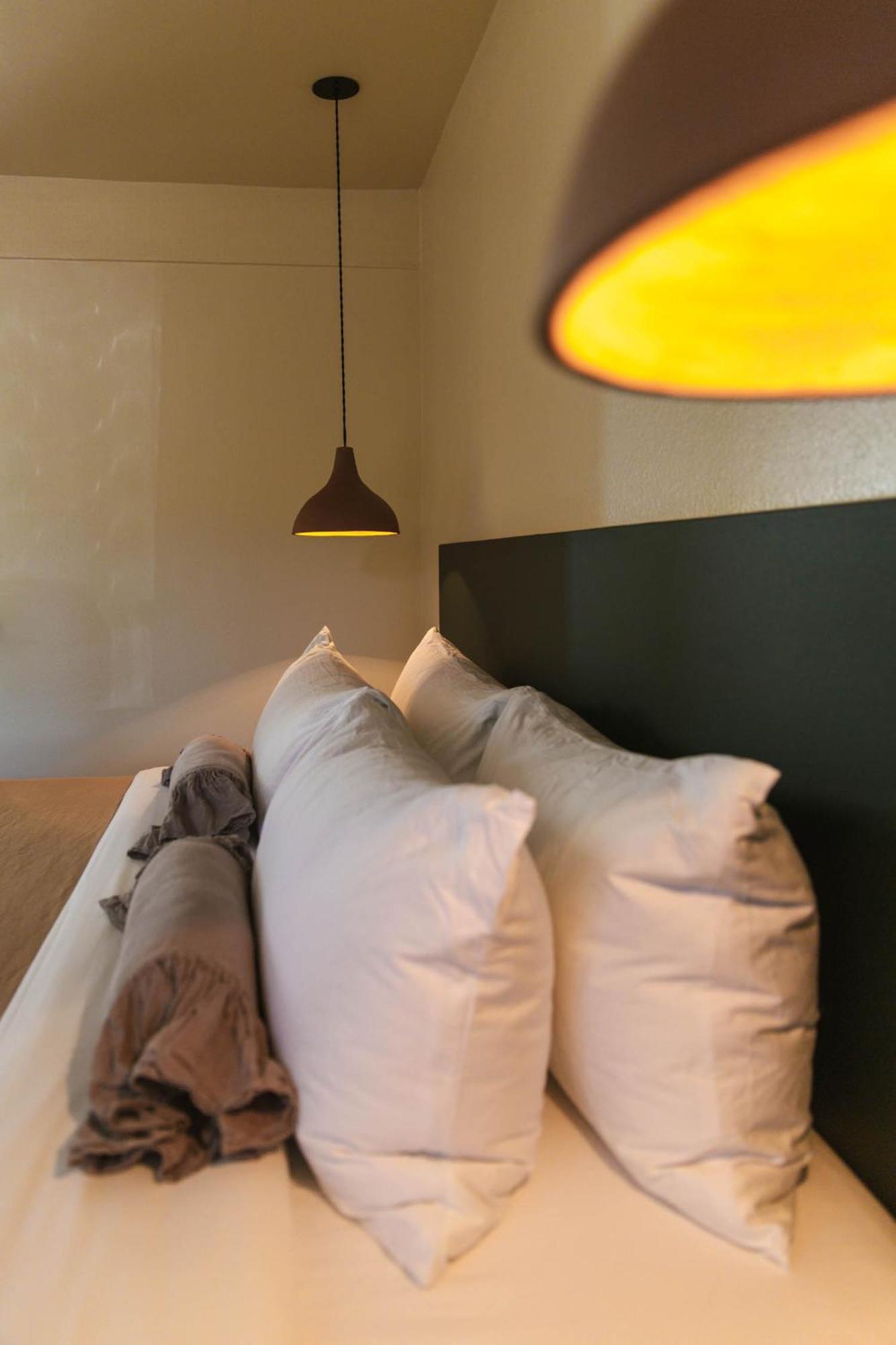 אוחאי Hummingbird Inn מראה חיצוני תמונה